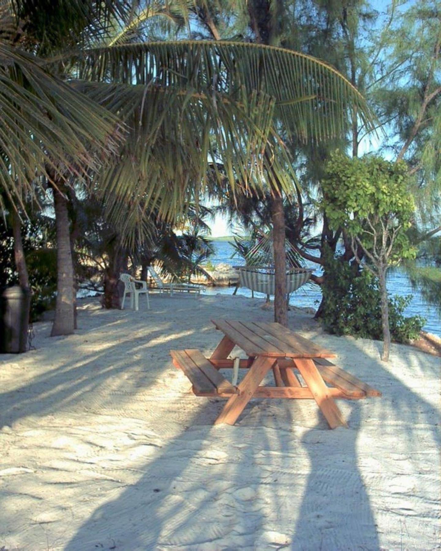 Tarpon Flats Inn & Marina - Key Largo Exterior photo